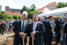 Dr. Bernhard Widmann, Leiter des TFZ und Josef Zellmeier, Mitglied des Bayerischen Landtags, kurz nach dem Spatenstich. 